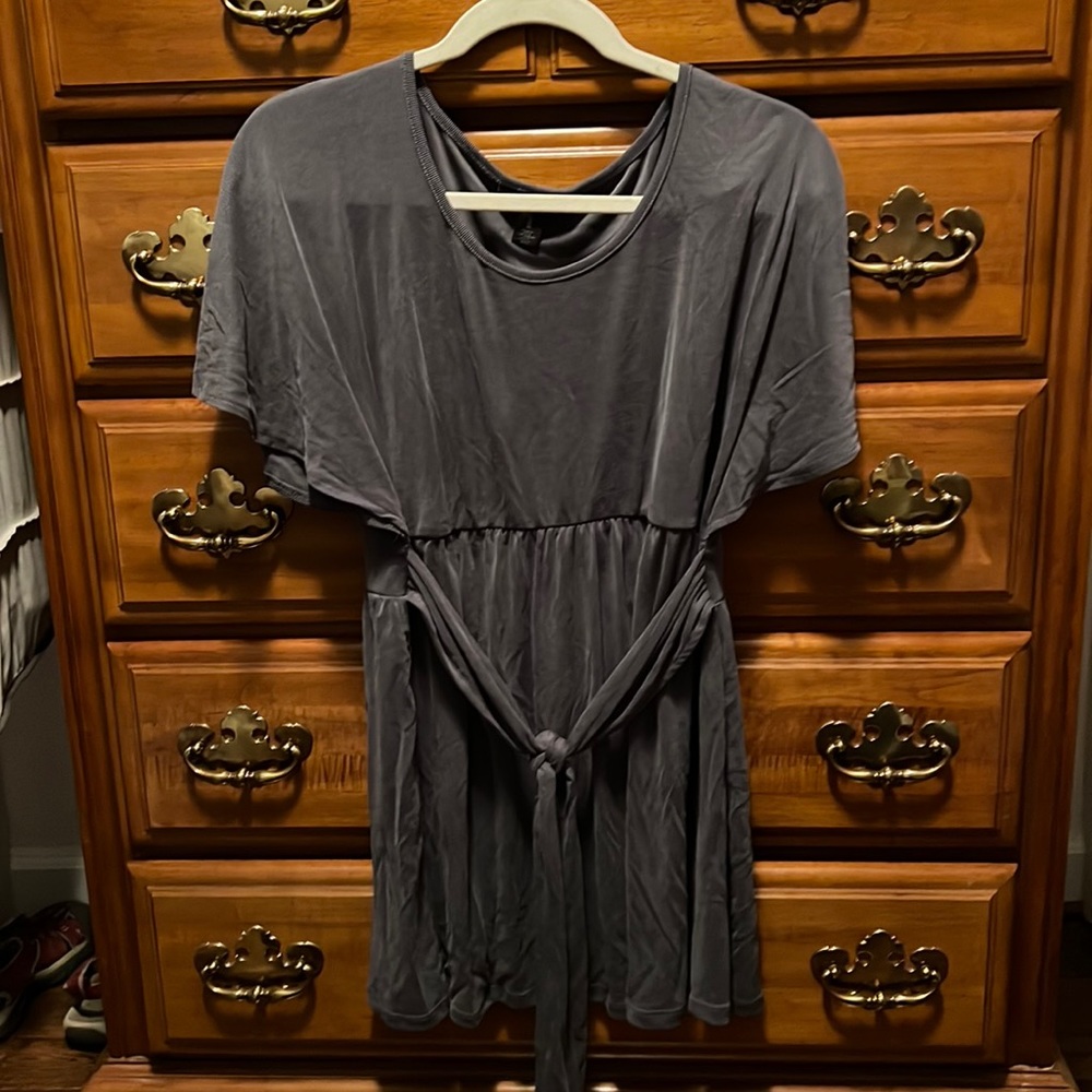 Pea In The Pod A-Line Flutter Sleeve Maternity To… - image 1